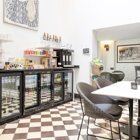 Hotel Made In Louise Saint-Gilles Bagian luar foto