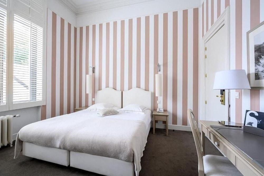 Hotel Made In Louise Saint-Gilles Bagian luar foto